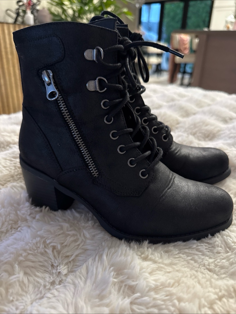 White Mountain Black Lace-Up Block Heel Ankle Boots